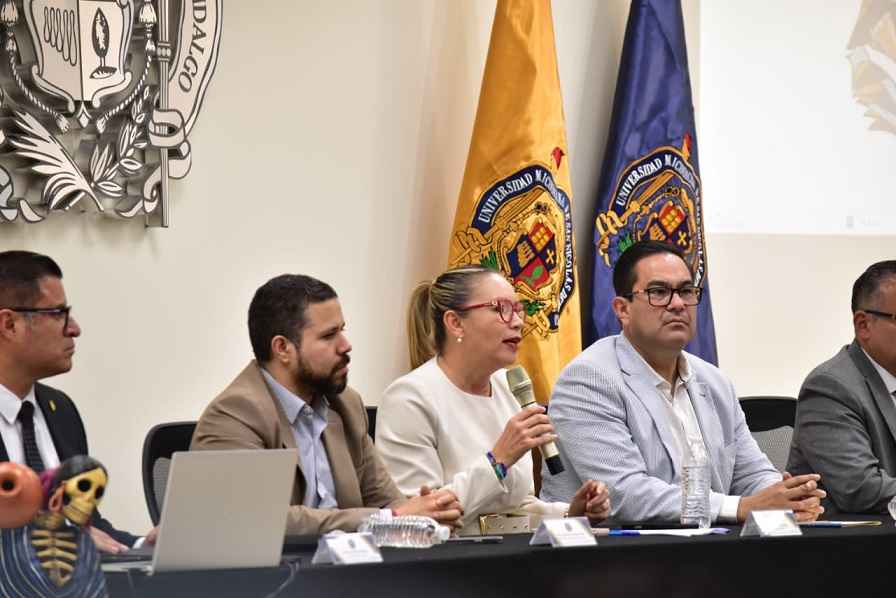 Trabajadores comprometidos con la Cultura de Paz son quienes tienen cabida en la UMSNH: Yarabí Ávila Trabajadores comprometidos con la Cultura de Paz son quienes tienen cabida en la UMSNH: Yarabí Ávila