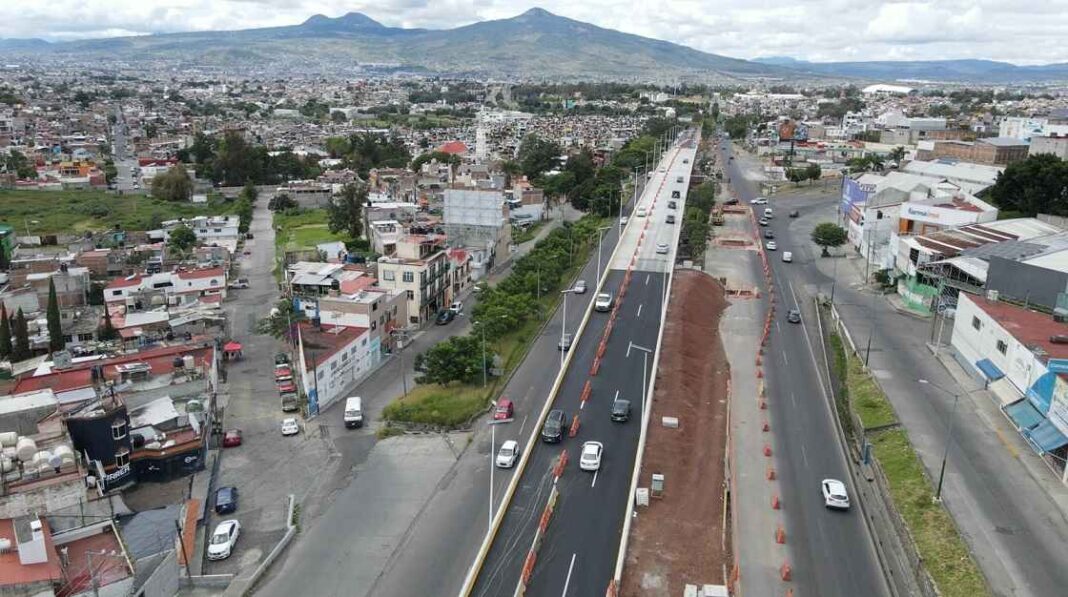 Habilitado puente sur del distribuidor Eréndira; funciona a contraflujo Habilitado puente sur del distribuidor Eréndira; funciona a contraflujo