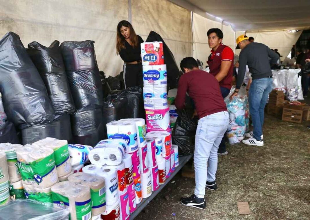 Michoacán abrirá centro de acopio para apoyar a damnificados por lluvias en 5 estados Michoacán abrirá centro de acopio para apoyar a damnificados por lluvias en 5 estados
