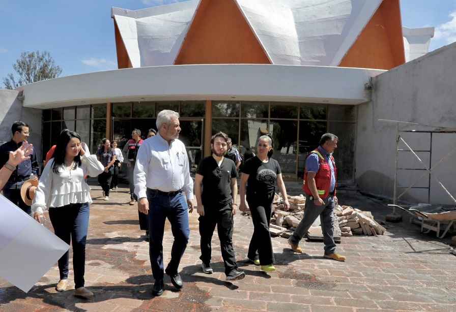 Supervisa Bedolla avances de la modernización del Planetario de Morelia Supervisa Bedolla avances de la modernización del Planetario de Morelia