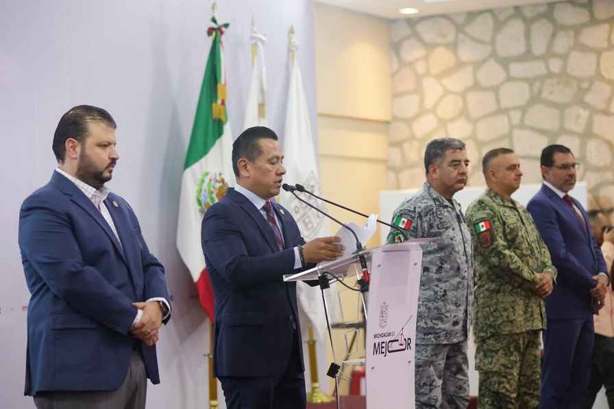 En Michoacán ocho menores fueron vinculados a proceso por portación de armas y homicidio En Michoacán ocho menores fueron vinculados a proceso por portación de armas y homicidio