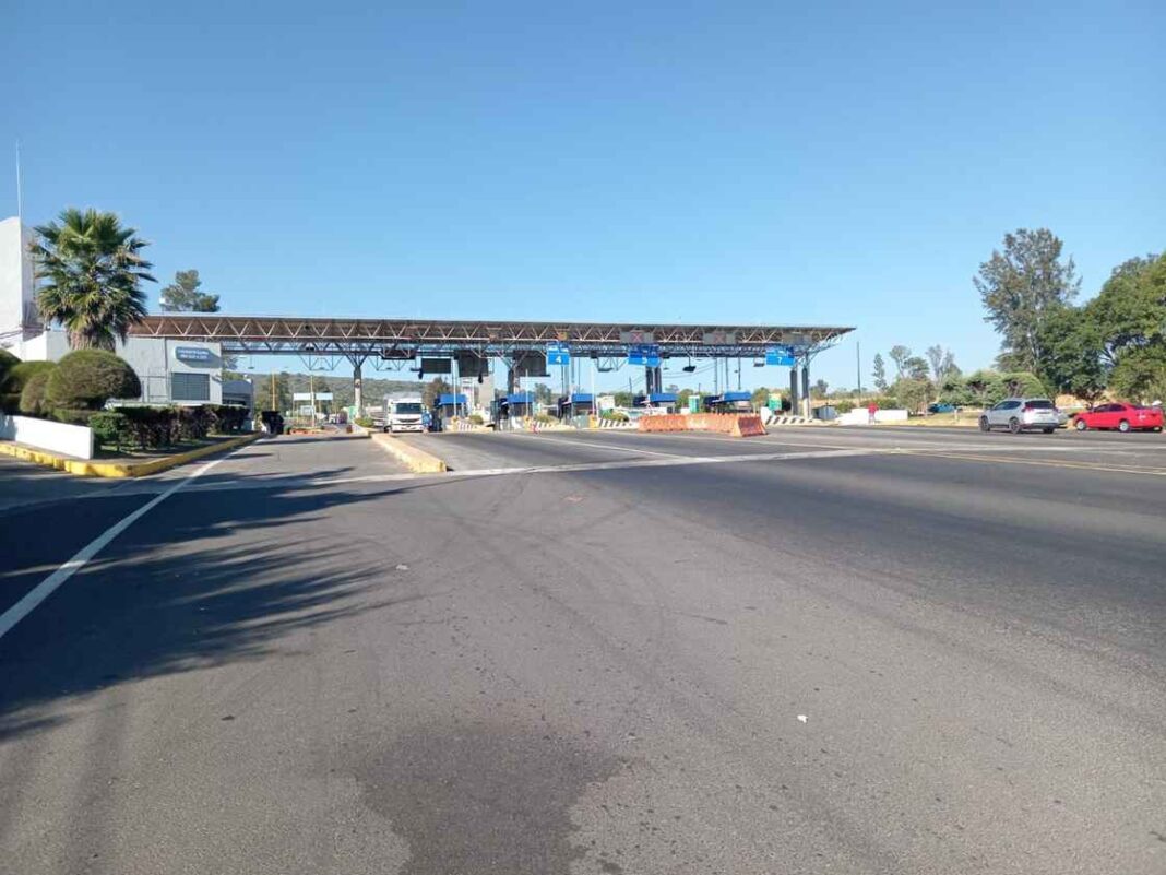 Libre tránsito en autopistas de Michoacán, informa Segob Libre tránsito en autopistas de Michoacán, informa Segob
