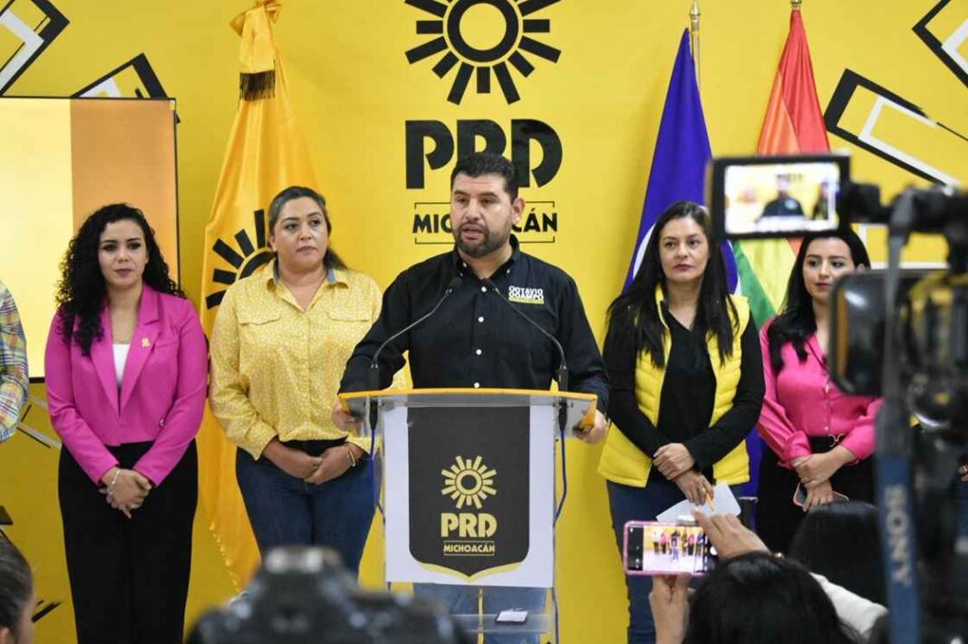 El Plan Michoacán debe poner al centro de cualquier estrategia a las víctimas: Octavio Ocampo El Plan Michoacán debe poner al centro de cualquier estrategia a las víctimas: Octavio Ocampo