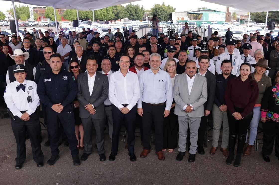 Entrega gobierno estatal 122 patrullas para reforzar seguridad en municipios Entrega gobierno estatal 122 patrullas para reforzar seguridad en municipios