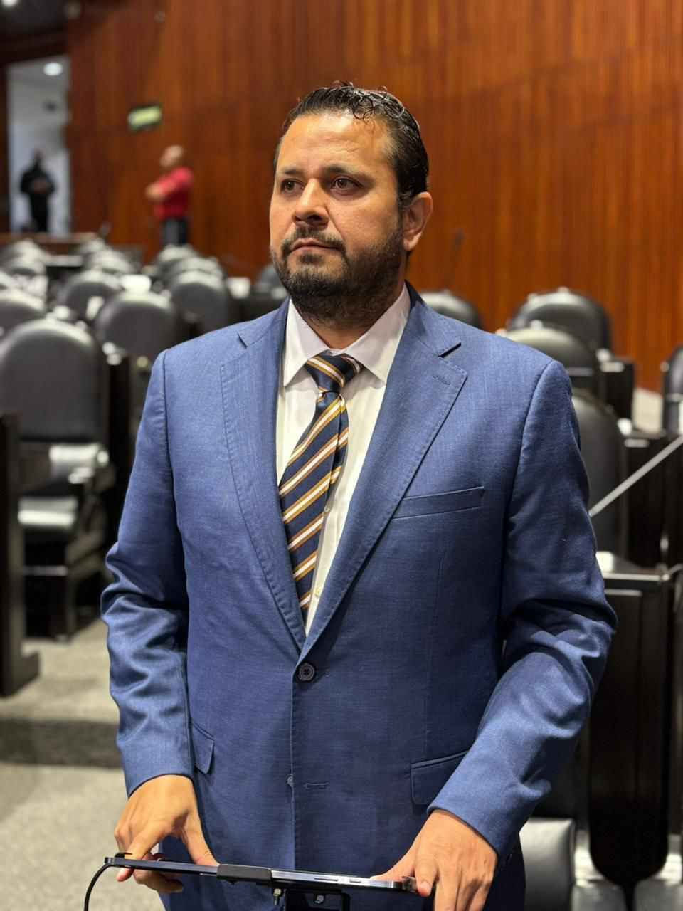Urge instalar Comisión Especial de seguimiento al Plan Michoacán: Armando Tejeda Urge instalar Comisión Especial de seguimiento al Plan Michoacán: Armando Tejeda