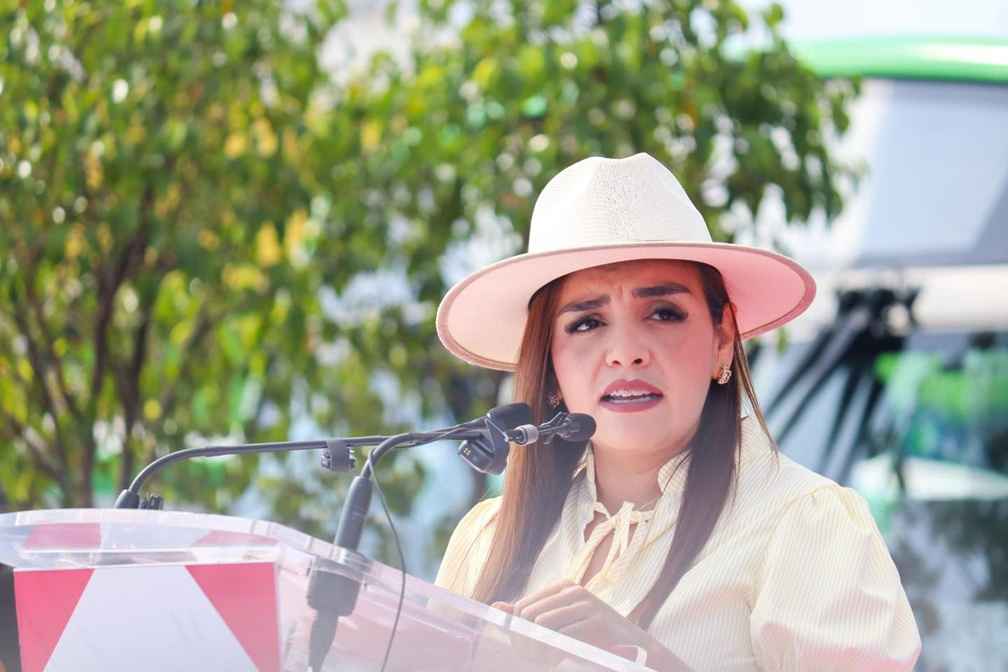 “Déjenme trabajar en beneficio de Uruapan”, Grecia Quiroz desmiente alianza con PRI, PAN o Morena “Déjenme trabajar en beneficio de Uruapan”, Grecia Quiroz desmiente alianza con PRI, PAN o Morena