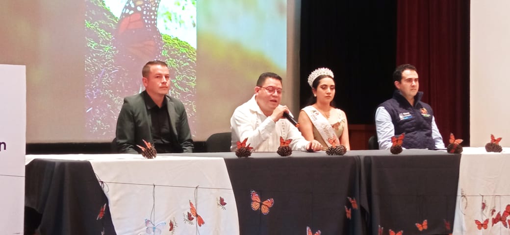 Senguio invita a visitar santuario de las Mariposas Monarca esta temporada Senguio invita a visitar santuario de las Mariposas Monarca esta temporada
