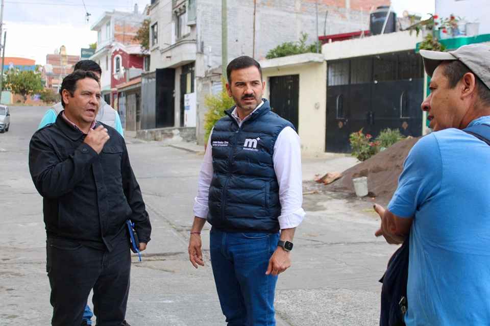 Yankel Benítez fija plan de trabajo con vecinos de Ejidal Ocolusen Yankel Benítez fija plan de trabajo con vecinos de Ejidal Ocolusen