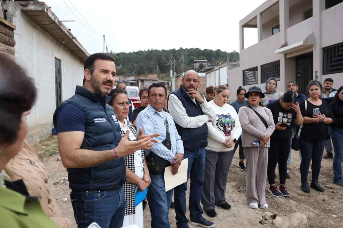 Yankel Benítez dialoga y atiende necesidades de vecinos de tenencia Morelos Yankel Benítez dialoga y atiende necesidades de vecinos de tenencia Morelos