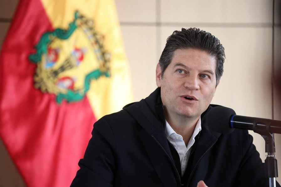 Alfonso Martínez denuncia presunto espionaje tras reunión con senador del PRI Alfonso Martínez denuncia presunto espionaje tras reunión con senador del PRI