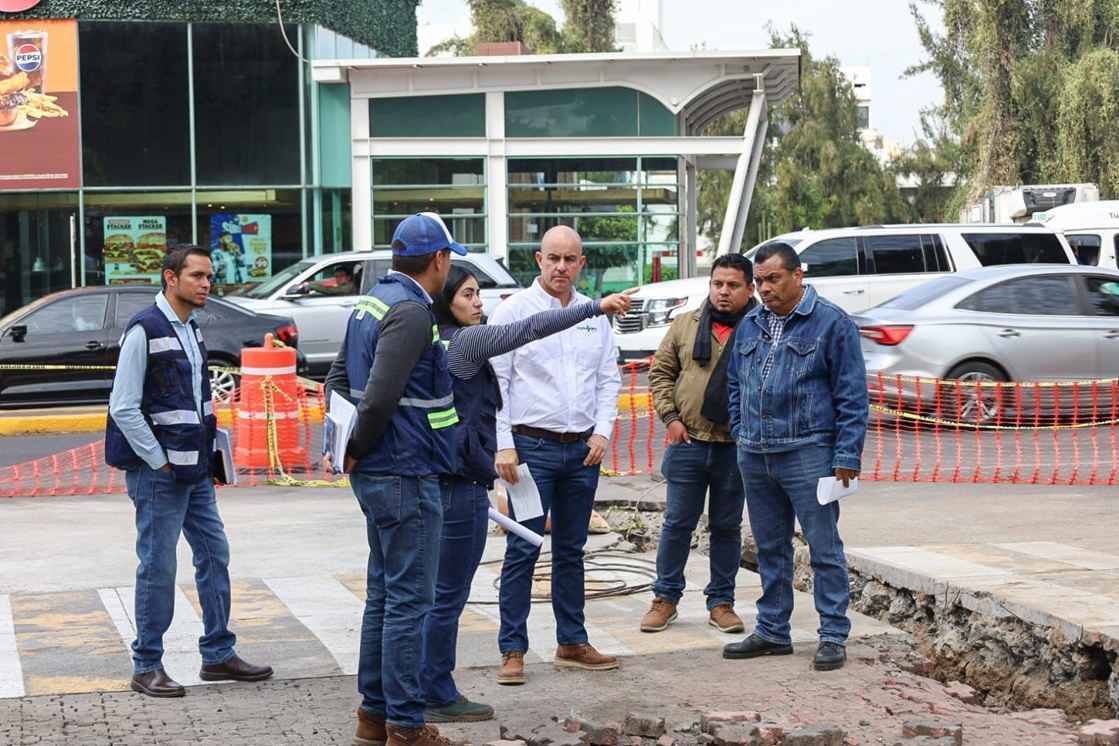 Adolfo Torres supervisa obra de red sanitaria en la zona Sureste de Morelia en beneficio de más de 150 familias Adolfo Torres supervisa obra de red sanitaria en la zona Sureste de Morelia en beneficio de más de 150 familias