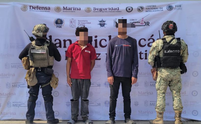Aseguran a 5 personas, armas, droga y vehículos en Buenavista Aseguran a 5 personas, armas, droga y vehículos en Buenavista