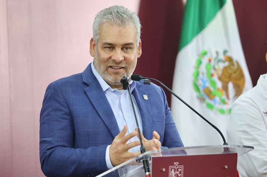 Bedolla confirma extradición de exfuncionarios de Silvano Aureoles implicados en fraude de cuarteles Bedolla confirma extradición de exfuncionarios de Silvano Aureoles implicados en fraude de cuarteles