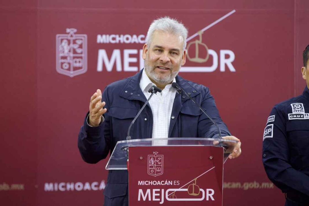 En 15 días y con apoyo de la FGE, Bedolla enviará iniciativa para juzgar como adultos a menores por delitos de alto impacto En 15 días y con apoyo de la FGE, Bedolla enviará iniciativa para juzgar como adultos a menores por delitos de alto impacto