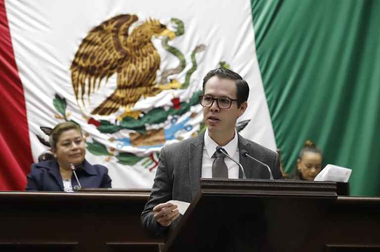PVEM propone sancionar a padres que omitan evitar que sus hijos cometan delitos PVEM propone sancionar a padres que omitan evitar que sus hijos cometan delitos