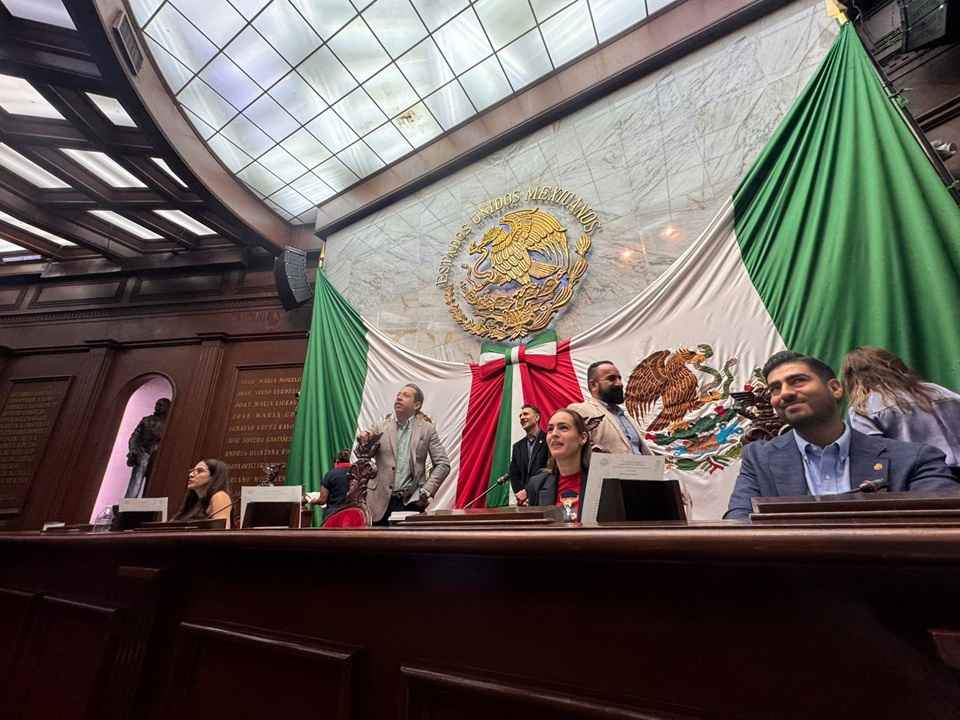 Por unanimidad, Congreso de Michoacán aprueba reforma al artículo 127 de la Constitución Política de México, en materia de límite a las jubilaciones y pensiones de las entidades públicas Por unanimidad, Congreso de Michoacán aprueba reforma al artículo 127 de la Constitución Política de México, en materia de límite a las jubilaciones y pensiones de las entidades públicas