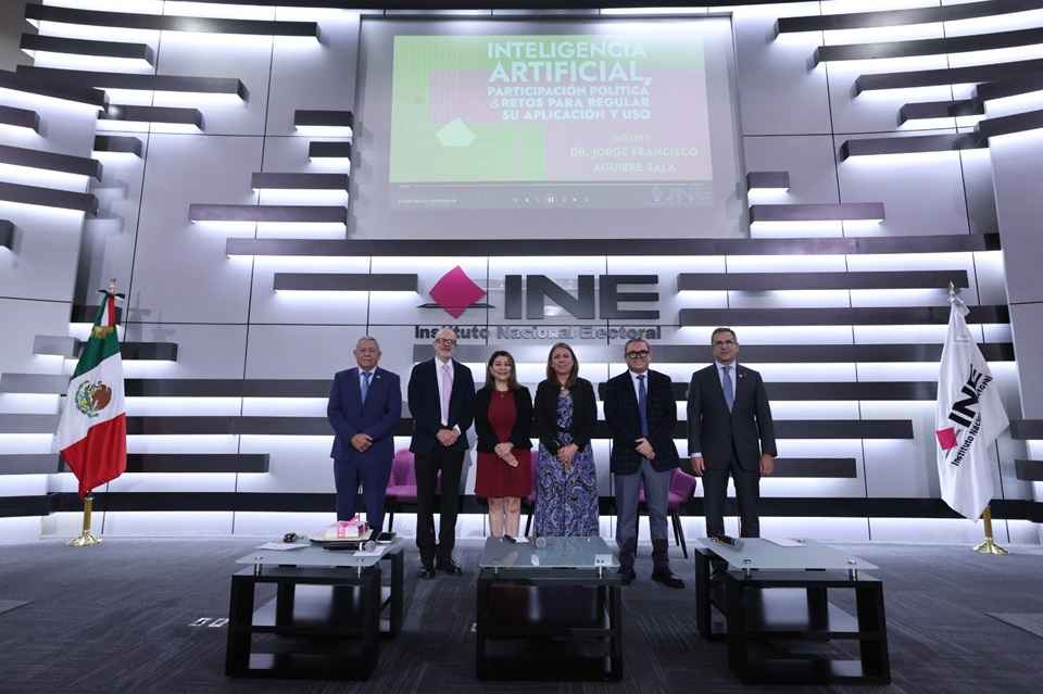 Necesario consolidar la gobernanza de la Inteligencia Artificial para proteger derechos digitales Necesario consolidar la gobernanza de la Inteligencia Artificial para proteger derechos digitales