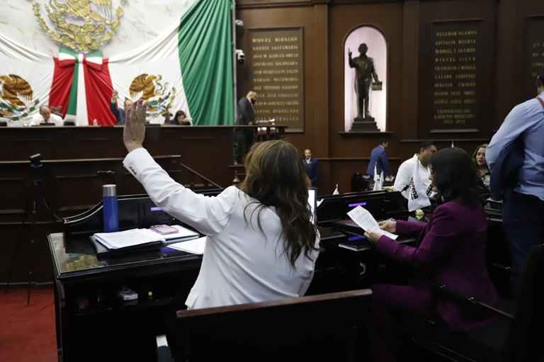 Atención tanatológica a menores que atraviesen procesos de duelo: 76 Legislatura Atención tanatológica a menores que atraviesen procesos de duelo: 76 Legislatura
