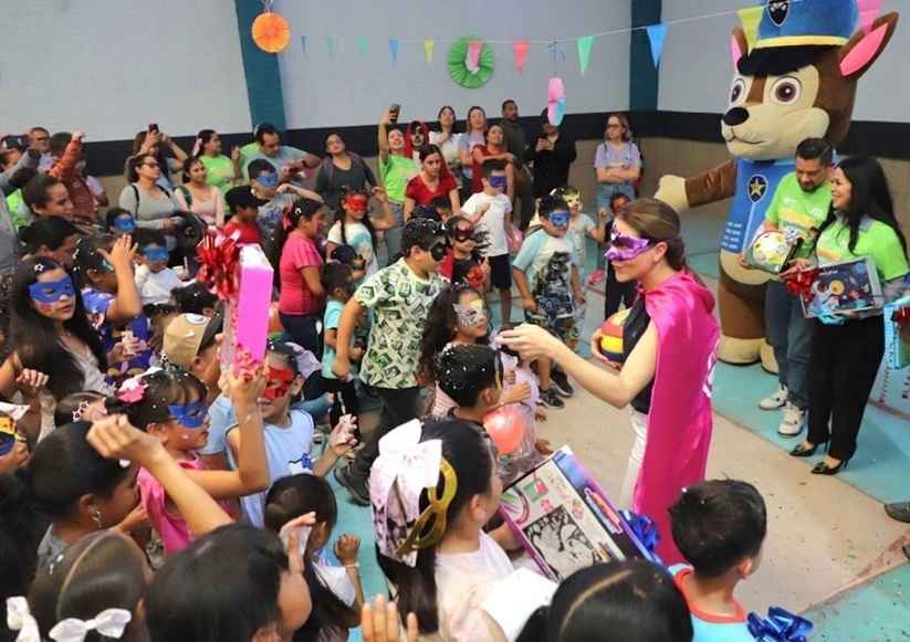 Niñas y niños de tenencias disfrutan ‘Héroes por la Paz’ con actividades formativas Niñas y niños de tenencias disfrutan ‘Héroes por la Paz’ con actividades formativas