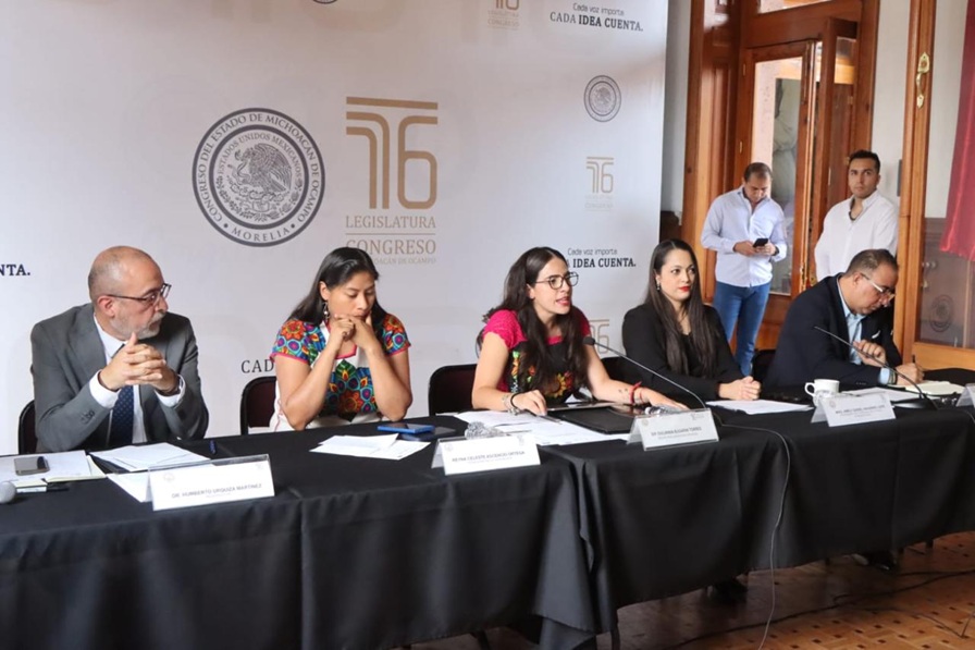 El Congreso del Estado, un espacio abierto al diálogo en pro de las comunidades indígenas de Michoacán. El Congreso del Estado, un espacio abierto al diálogo en pro de las comunidades indígenas de Michoacán.