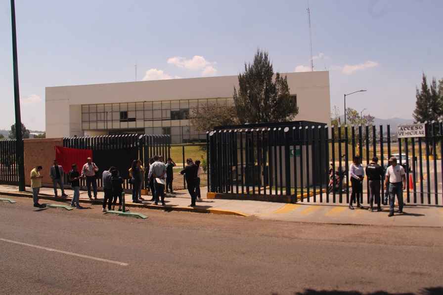 Se efectúa entrega simbólica de edificios de la UMSNH Se efectúa entrega simbólica de edificios de la UMSNH