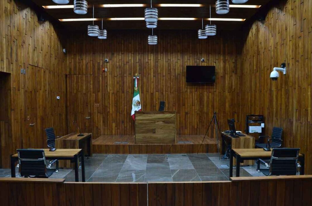 Sigue vigente la huelga de puertas cerradas en la Universidad Michoacana, promovida por el Sindicato ante el Juez Primero Laboral de Morelia Sigue vigente la huelga de puertas cerradas en la Universidad Michoacana, promovida por el Sindicato ante el Juez Primero Laboral de Morelia