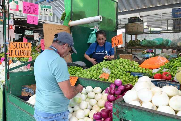 Canasta básica en Morelia se mantiene por debajo de los mil pesos Canasta básica en Morelia se mantiene por debajo de los mil pesos