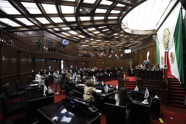 Genera 76 Legislatura, mejores condiciones para el desarrollo profesional de las y los jóvenes michoacanos Genera 76 Legislatura, mejores condiciones para el desarrollo profesional de las y los jóvenes michoacanos