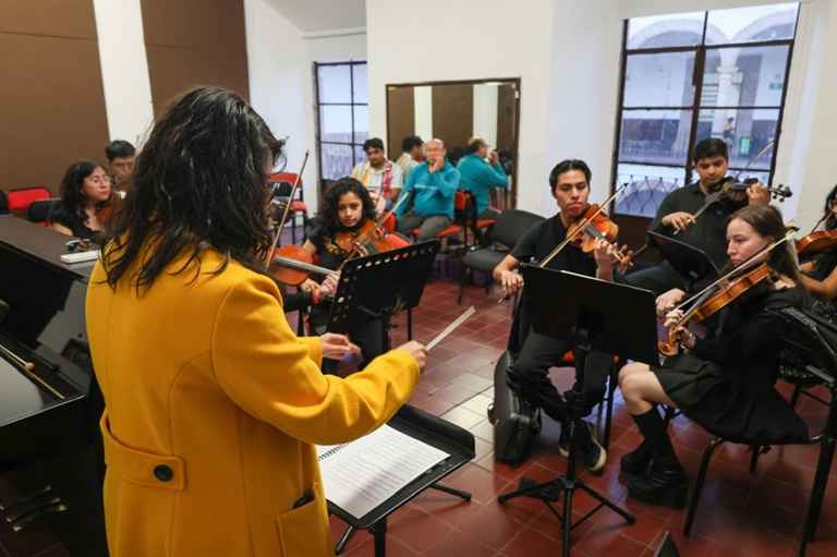 Altos estándares de calidad caracterizan a la licenciatura en música de la UMSNH; obtiene reacreditación Altos estándares de calidad caracterizan a la licenciatura en música de la UMSNH; obtiene reacreditación