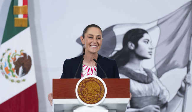 Presidenta anuncia decreto para crear el Servicio Universal de Salud; del 13 al 30 de abril inicia credencialización de personas de 85 años Presidenta anuncia decreto para crear el Servicio Universal de Salud; del 13 al 30 de abril inicia credencialización de personas de 85 años