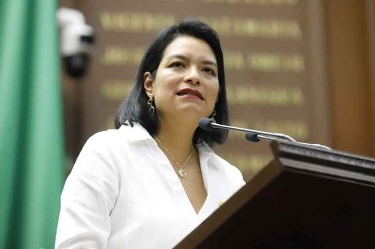 Eréndira Isauro impulsa reforma para garantizar apoyo directo a mujeres artesanas indígenas de Michoacán Eréndira Isauro impulsa reforma para garantizar apoyo directo a mujeres artesanas indígenas de Michoacán