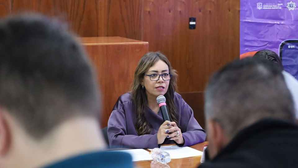 Brinda Semmujeris la oportunidad de vivir libres de violencia Brinda Semmujeris la oportunidad de vivir libres de violencia