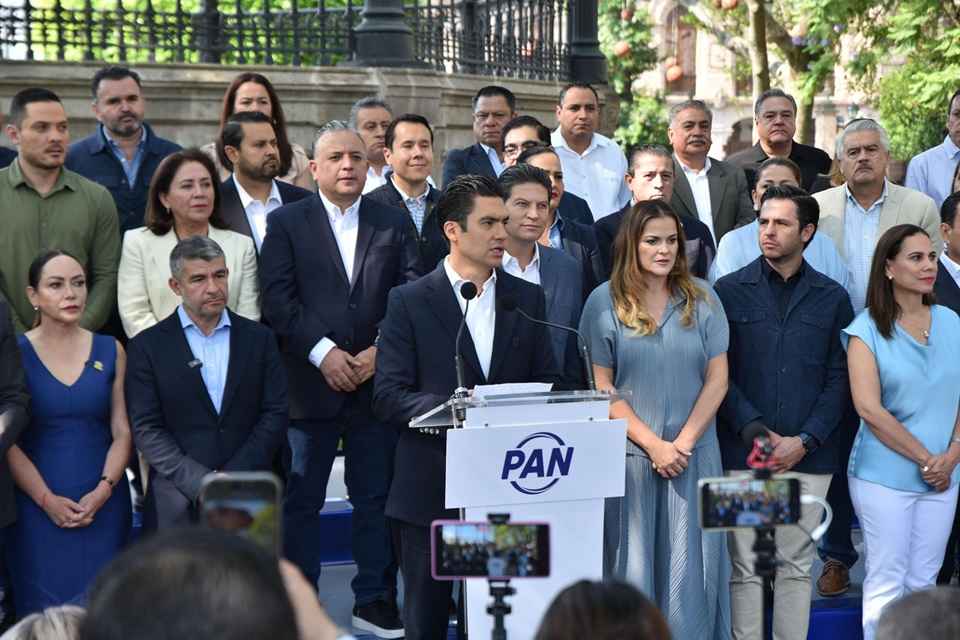 Gobiernos del pan demuestran que sí se puede dar resultados desde lo local: Jorge Romero Gobiernos del pan demuestran que sí se puede dar resultados desde lo local: Jorge Romero
