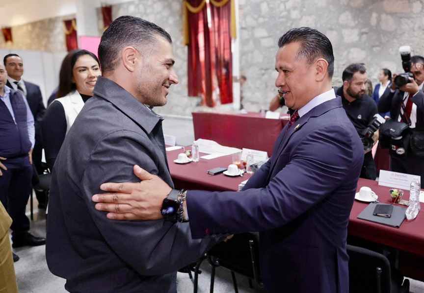 Luego de la vista de Harfuch, acuerdan reforzar seguridad y conservar despliegue federal en Michoacán Luego de la vista de Harfuch, acuerdan reforzar seguridad y conservar despliegue federal en Michoacán