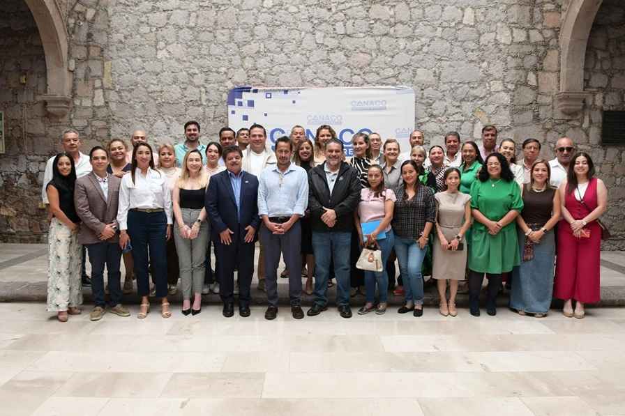 Trabaja CANACO Morelia de la mano con Sedeco por la competitividad Trabaja CANACO Morelia de la mano con Sedeco por la competitividad