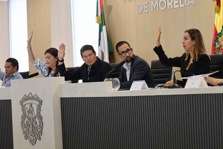 Aprueba Cabildo por unanimidad entrega de la Presea Generalísimo Morelos a Enrique Ramírez Villalón Aprueba Cabildo por unanimidad entrega de la Presea Generalísimo Morelos a Enrique Ramírez Villalón