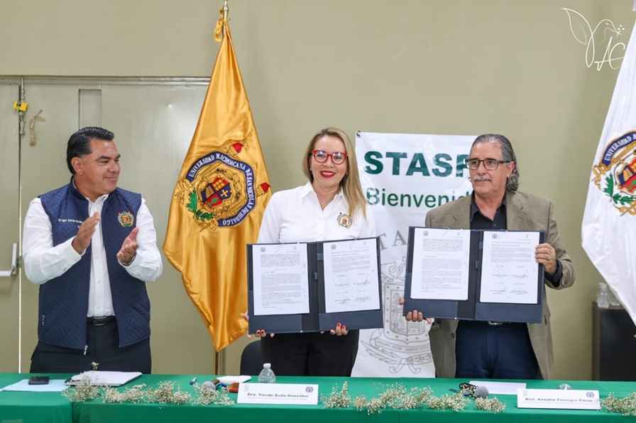 Histórica alianza entre UMSNH y STASPE; Yarabí Ávila y Antonio Ferreyra signan convenio de colaboración Histórica alianza entre UMSNH y STASPE; Yarabí Ávila y Antonio Ferreyra signan convenio de colaboración