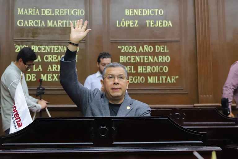 Celebra Barragán reforma por la paridad en tenencias y encargaturas del orden Celebra Barragán reforma por la paridad en tenencias y encargaturas del orden