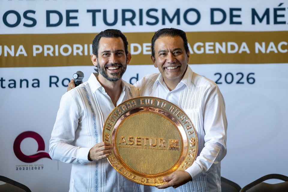 Roberto Monroy rinde protesta como nuevo presidente de Asetur México Roberto Monroy rinde protesta como nuevo presidente de Asetur México