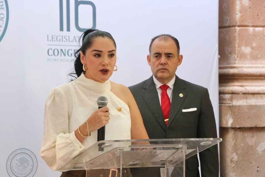 Reforma electoral fortalecerá la democracia y garantizará procesos más inclusivos en Michoacán: Diana Espinoza Reforma electoral fortalecerá la democracia y garantizará procesos más inclusivos en Michoacán: Diana Espinoza