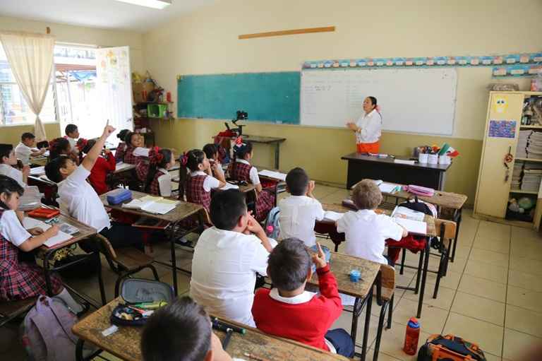 CNTE cuestiona adelanto del cierre del ciclo escolar y advierte que movilizaciones nacionales seguirán CNTE cuestiona adelanto del cierre del ciclo escolar y advierte que movilizaciones nacionales seguirán