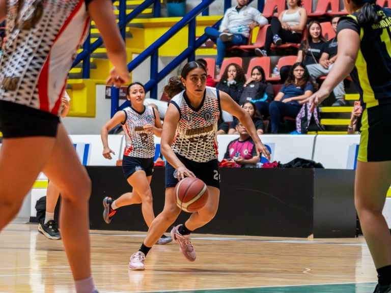 Calificar a Universiada Nacional, principal objetivo de equipo de básquetbol femenil de la UMSNH Calificar a Universiada Nacional, principal objetivo de equipo de básquetbol femenil de la UMSNH