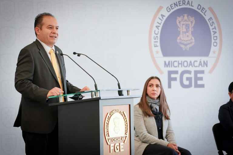 Sin denuncias ante la Fiscalía por desplazamientos en Apatzingán; Gobierno levanta censo de afectados Sin denuncias ante la Fiscalía por desplazamientos en Apatzingán; Gobierno levanta censo de afectados