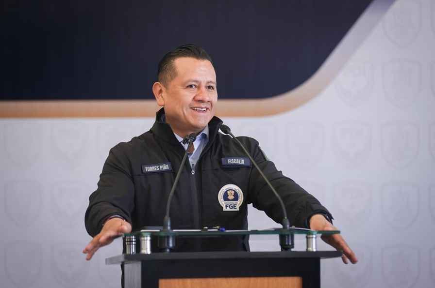 Torres Piña confirma solicitud de licencia a la Fiscalía para participar en proceso interno de Morena Torres Piña confirma solicitud de licencia a la Fiscalía para participar en proceso interno de Morena