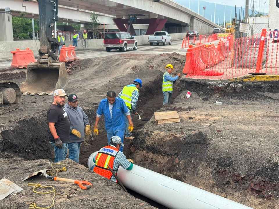 Línea del Acuaférico beneficiará a más de 15 mil habitantes de Morelia: Adolfo Torres Línea del Acuaférico beneficiará a más de 15 mil habitantes de Morelia: Adolfo Torres