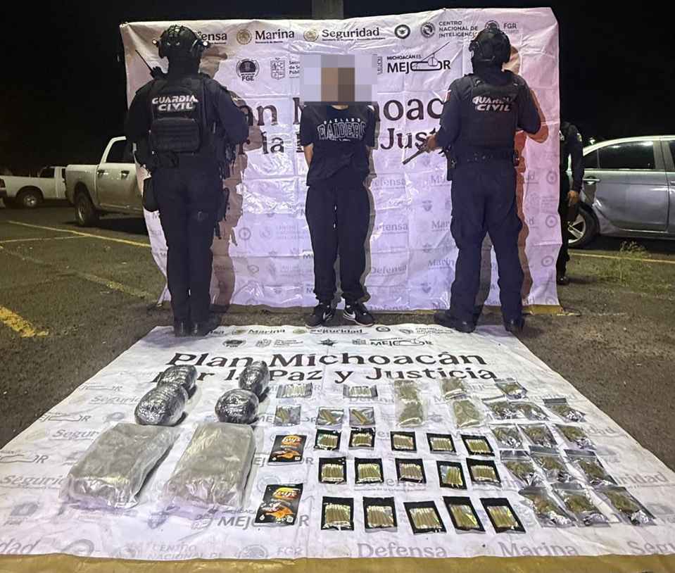 Guardia Civil asegura más de 3.5 kg de droga y detiene a un hombre en Morelia Guardia Civil asegura más de 3.5 kg de droga y detiene a un hombre en Morelia
