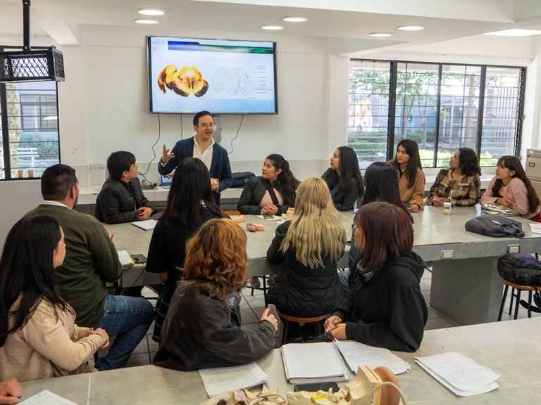 UMSNH refuerza estrategia para el fomento de la salud mental UMSNH refuerza estrategia para el fomento de la salud mental