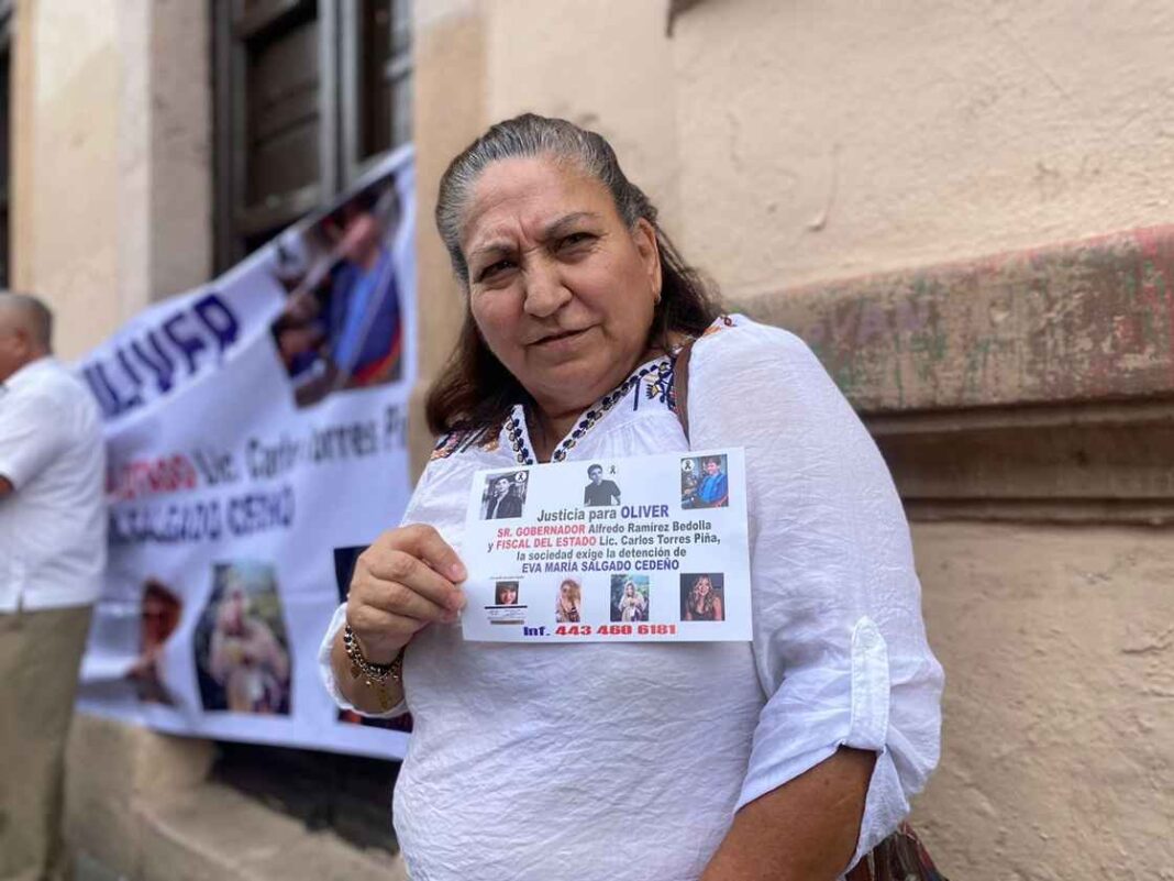 “Ella sigue libre”: madre de Oliver Valle pide apoyo de diputados para reactivar el caso “Ella sigue libre”: madre de Oliver Valle pide apoyo de diputados para reactivar el caso