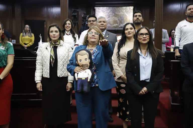 Congreso del Estado toma protesta como diputada a Julieta García Zepeda Congreso del Estado toma protesta como diputada a Julieta García Zepeda