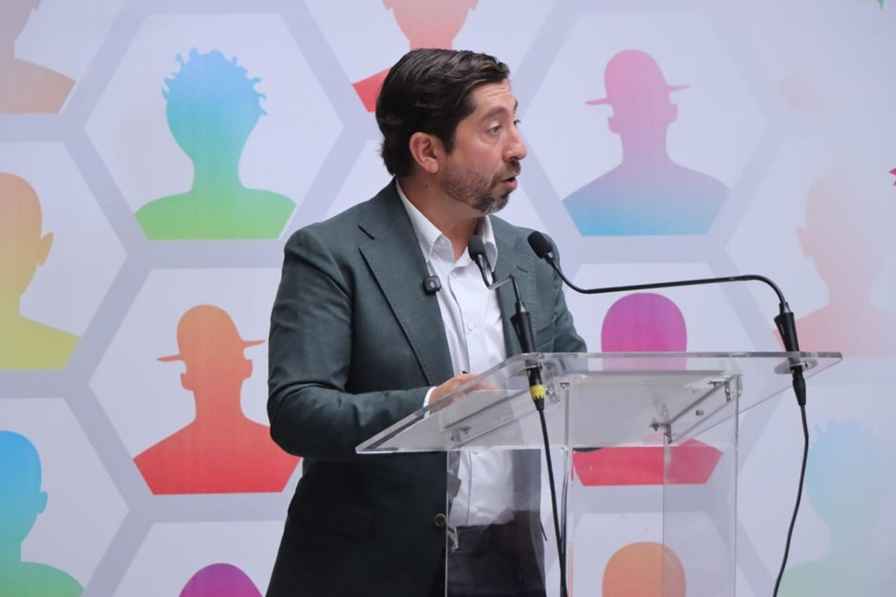 Abraham Espinoza refrenda compromiso con la inclusión durante foro “La Ley y Trisomía 21” Abraham Espinoza refrenda compromiso con la inclusión durante foro “La Ley y Trisomía 21”